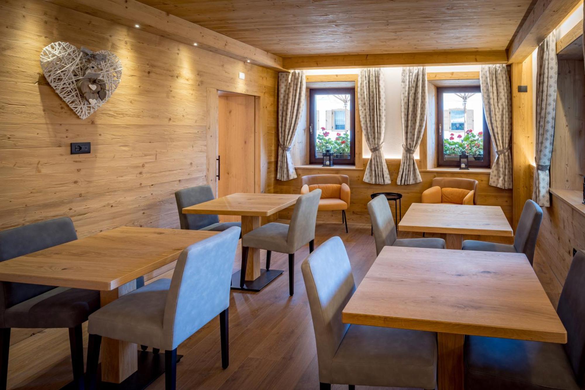 Il Cavallino - Albergo & Appartamenti Sappada Exterior foto