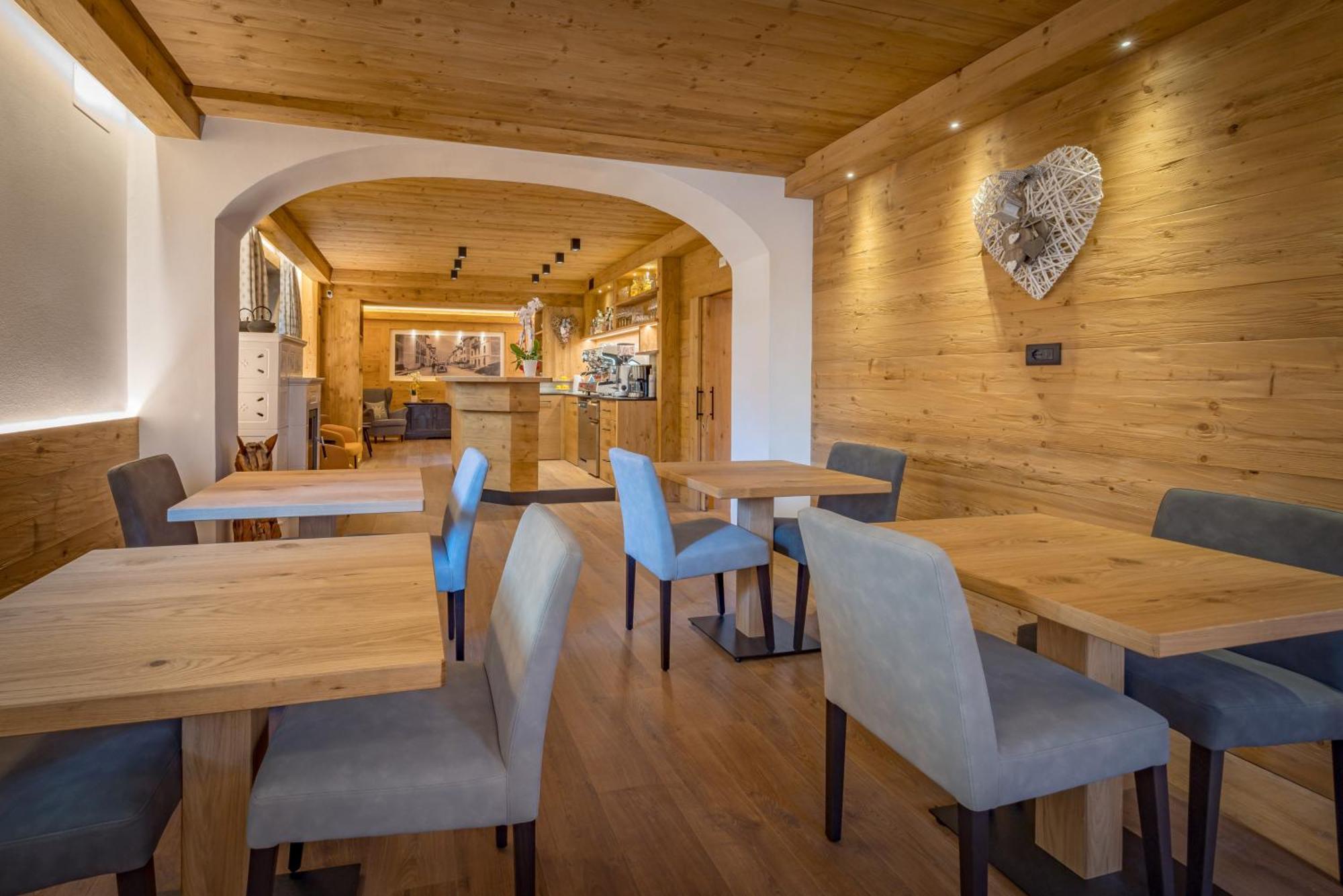 Il Cavallino - Albergo & Appartamenti Sappada Exterior foto